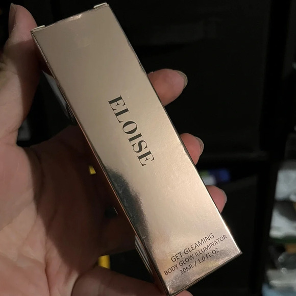 MAKEUP BUNDLE - Picture 7 of 7